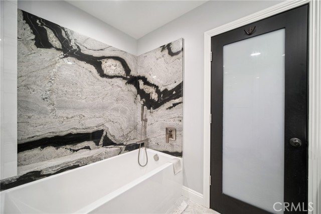 16857 Colven Road, Granada Hills CA: https://media.crmls.org/medias/3eb3e5e6-a031-4044-b22a-25a35695eb10.jpg