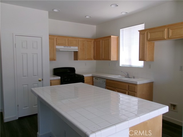 Detail Gallery Image 28 of 72 For 13380 Vista Verde St, Victorville,  CA 92392 - 4 Beds | 2 Baths