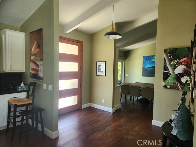 507 E Mariposa Drive, Redlands CA: https://media.crmls.org/medias/3eb5675c-14b0-401b-9cf5-42b073452dc9.jpg