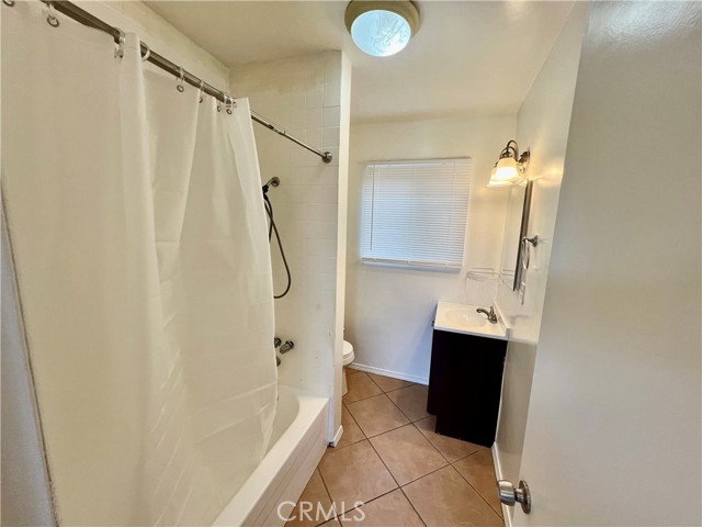 Detail Gallery Image 6 of 10 For 9217 Sunglow Ave a,  Pico Rivera,  CA 90660 - 2 Beds | 1 Baths