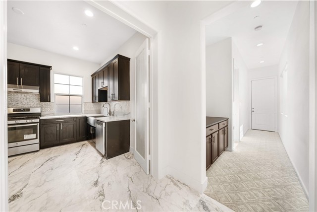 Detail Gallery Image 14 of 70 For 12210 Alamo, Rancho Cucamonga,  CA 91739 - 5 Beds | 4/1 Baths