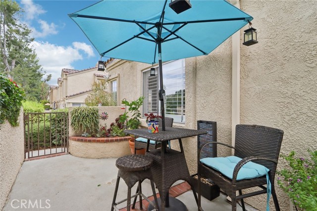 21201 Jasmines Way, Lake Forest CA: https://media.crmls.org/medias/3eb6c8f9-454d-4106-b170-c41a6f6ed153.jpg