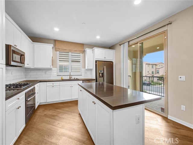 Detail Gallery Image 6 of 18 For 2253 Apple Ct, Upland,  CA 91786 - 3 Beds | 2/1 Baths