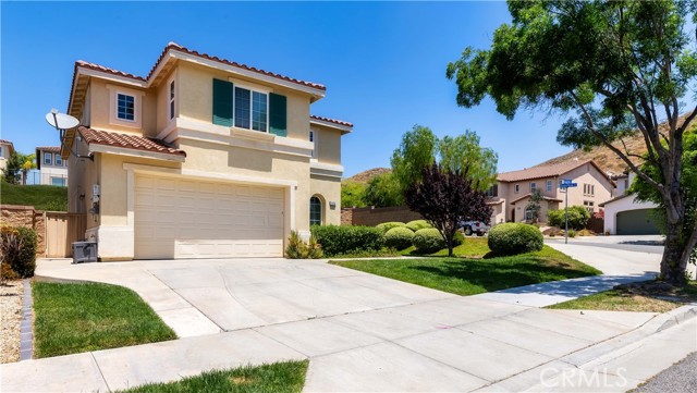 Detail Gallery Image 3 of 52 For 35434 Coyote Creek Ct, Lake Elsinore,  CA 92532 - 4 Beds | 3 Baths