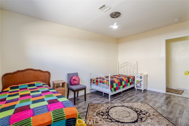 Detail Gallery Image 26 of 34 For 19026 Keswick, Reseda,  CA 91335 - 2 Beds | 2 Baths