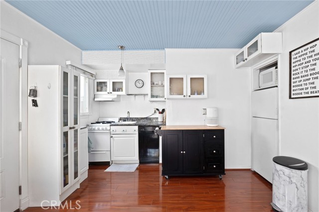 128 44th Street, Manhattan Beach, California 90266, ,Residential Income,Sold,44th Street,PV23114996