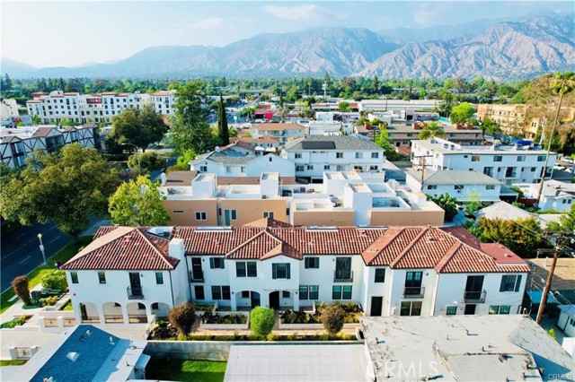 118 N Allen Ave, Pasadena CA: https://media.crmls.org/medias/3eb90360-67a2-4125-b15c-ce38fe4d1d09.jpg
