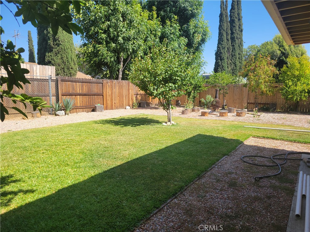 https://media.crmls.org/medias/3eb91e5f-30f2-462a-ac89-a5aad2cbffdb.jpg?preset=X-Large