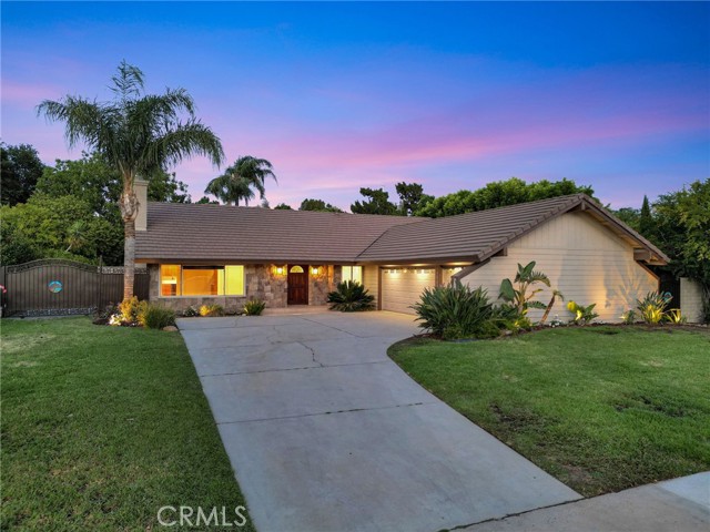 10938 Remmet Avenue, Chatsworth CA: https://media.crmls.org/medias/3ebb3cd4-2afc-4bf4-b3b4-fcb548241ad4.jpg