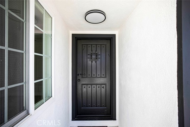 Detail Gallery Image 8 of 46 For 8006 Ben Ave, North Hollywood,  CA 91605 - 3 Beds | 2 Baths