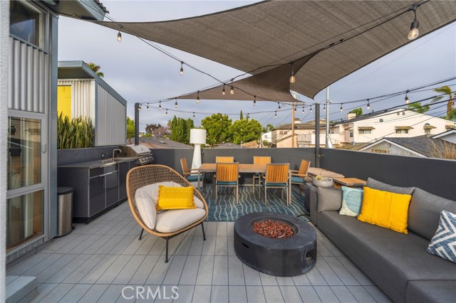 Detail Gallery Image 38 of 49 For 358 Santa Ana, Long Beach,  CA 90803 - 3 Beds | 3 Baths