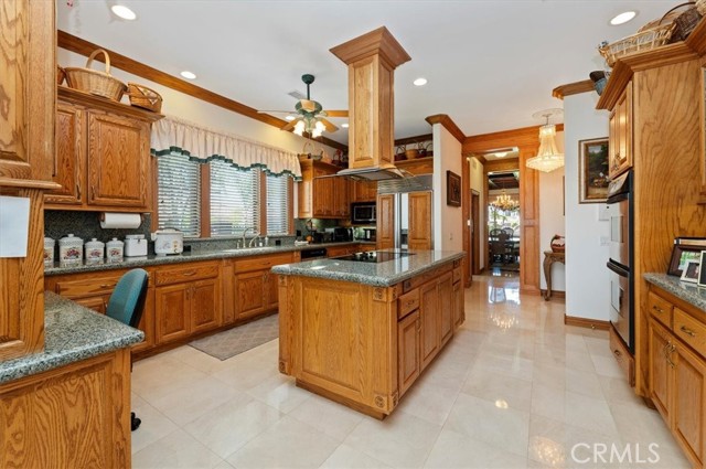 Image 17 of 75 For 6975 Wyndham Hill Drive