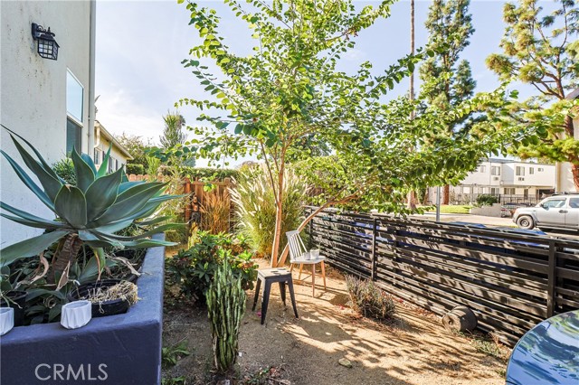 10824 Morrison Street photo 5