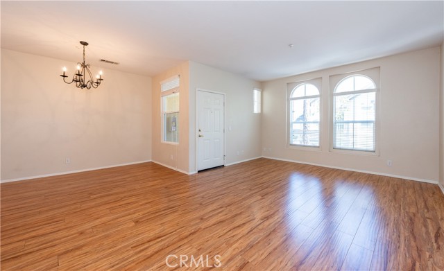 Detail Gallery Image 2 of 22 For 703 Terra Bella, Irvine,  CA 92602 - 2 Beds | 2/1 Baths