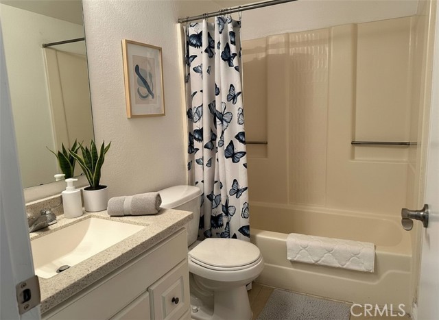 Detail Gallery Image 9 of 20 For 16970 Marygold Ave #30,  Fontana,  CA 92335 - 2 Beds | 2 Baths