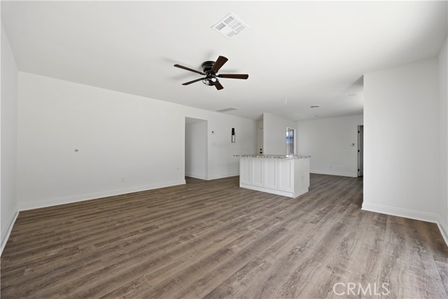 Detail Gallery Image 11 of 38 For 2521 Pacheco Rd, Bakersfield,  CA 93307 - 4 Beds | 2 Baths
