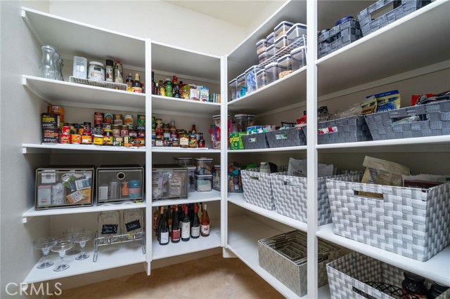 Detail Gallery Image 16 of 67 For 614 E Camellia Way, Azusa,  CA 91702 - 5 Beds | 4/1 Baths