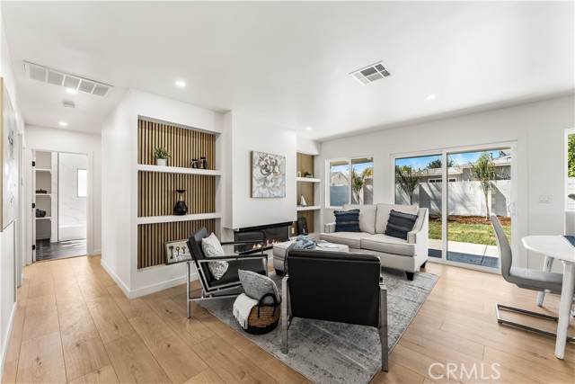 10951 Petit Avenue photo 7