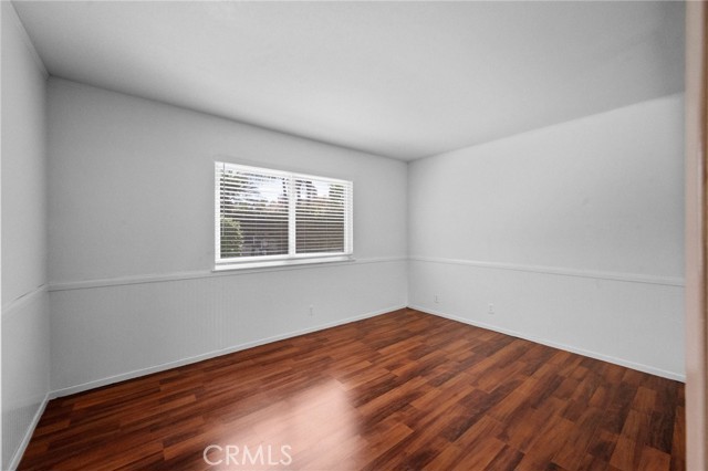 9882 Kings Canyon Drive, Huntington Beach CA: https://media.crmls.org/medias/3ebf9acb-cbf7-4d6d-b850-0647cd1e764b.jpg