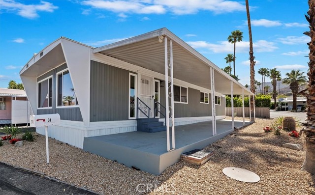 Detail Gallery Image 1 of 32 For 31 Circle a Dr, Palm Desert,  CA 92260 - 2 Beds | 2 Baths