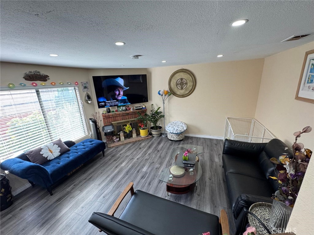 3ec11e8e Edb7 41ba 8751 482d9bf61567