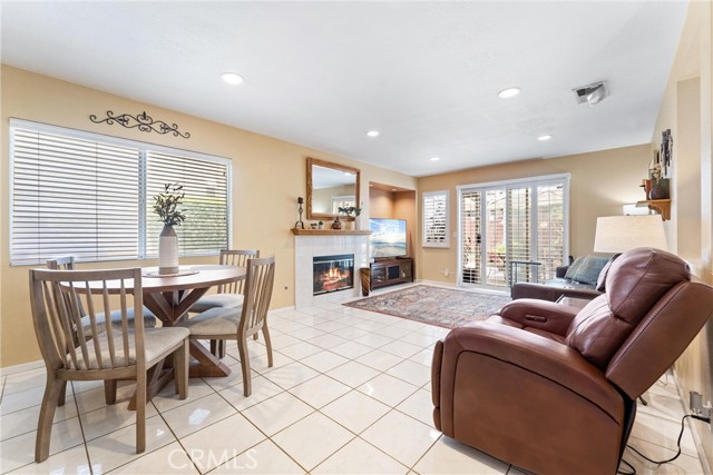 Detail Gallery Image 9 of 47 For 861 Shade Tree Way, Corona,  CA 92878 - 3 Beds | 2/1 Baths