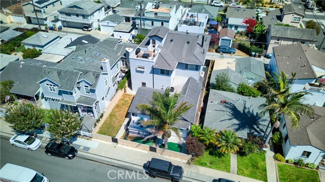 Detail Gallery Image 4 of 36 For 308 13th St, Seal Beach,  CA 90740 - – Beds | – Baths