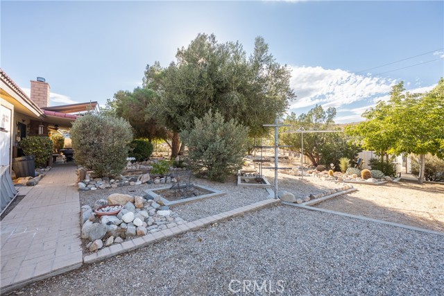 Detail Gallery Image 29 of 35 For 58054 Bonanza Dr, Yucca Valley,  CA 92284 - 2 Beds | 2/1 Baths