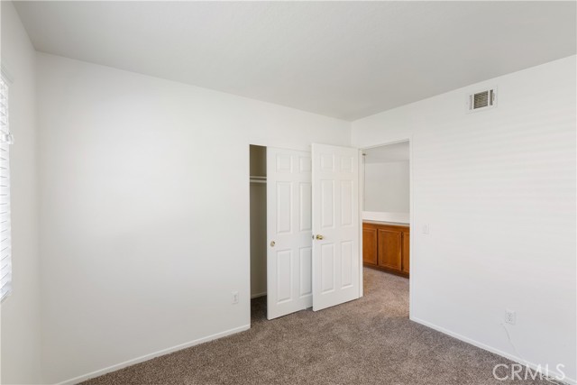 Detail Gallery Image 27 of 47 For 21965 Jeffers Ln, Saugus,  CA 91350 - 5 Beds | 3 Baths
