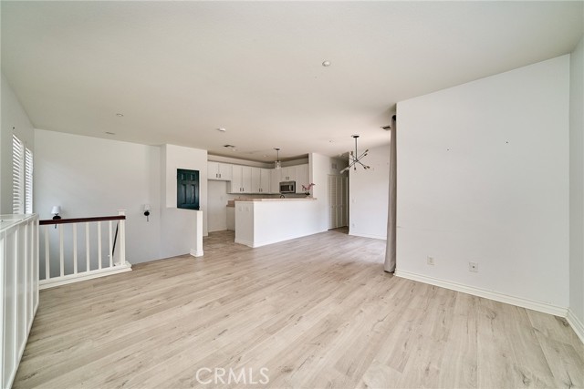 7353 Ellena W, Rancho Cucamonga CA: https://media.crmls.org/medias/3ec23185-9996-46b2-8dc7-bf9491ed34f0.jpg