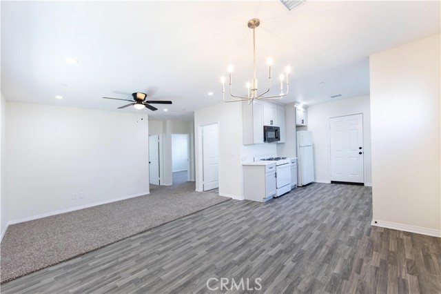 Image 5 of 25 For 13537 5th Street