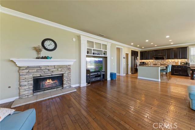 Detail Gallery Image 8 of 36 For 16673 Carob Ave, Chino Hills,  CA 91709 - 5 Beds | 3 Baths