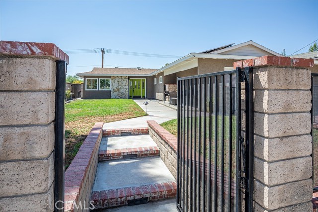 28209 Hot Springs. Front Entrance.