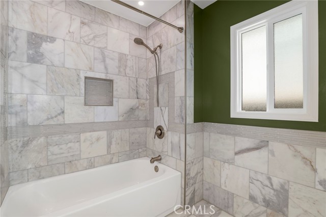 4317 W 166th Street, Lawndale CA: https://media.crmls.org/medias/3ec51d0b-1675-4c5b-9556-70915f671a4e.jpg
