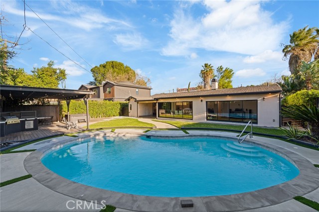 Detail Gallery Image 37 of 41 For 23103 Leonora, Woodland Hills,  CA 91367 - 3 Beds | 3 Baths