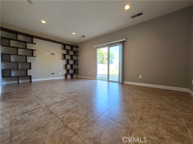 Detail Gallery Image 15 of 23 For 736 Summit Dr, Palm Springs,  CA 92262 - 3 Beds | 2 Baths