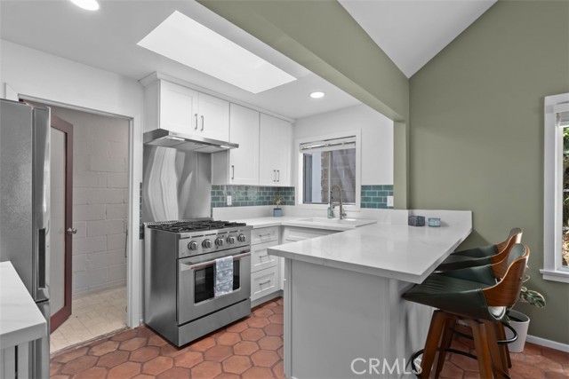 Detail Gallery Image 9 of 30 For 1595 Arroyo Drive, Laguna Beach,  CA 92651 - 2 Beds | 1 Baths