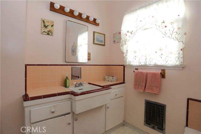 Detail Gallery Image 7 of 19 For 9549 Flaherty St, Temple City,  CA 91780 - 3 Beds | 1/1 Baths