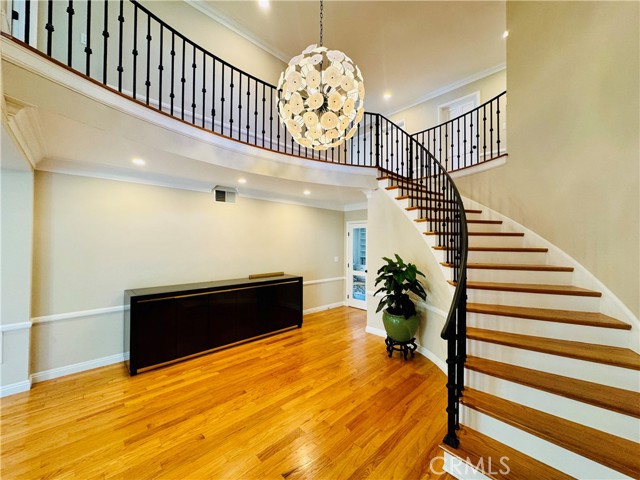 Detail Gallery Image 3 of 25 For 30 Misty Acres Rd, Rolling Hills Estates,  CA 90274 - 7 Beds | 4/1 Baths