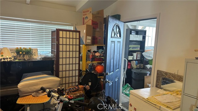 69481 Midpark Drive, Desert Hot Springs CA: https://media.crmls.org/medias/3ec8de83-83e5-4e9a-814d-3092d3e09c21.jpg