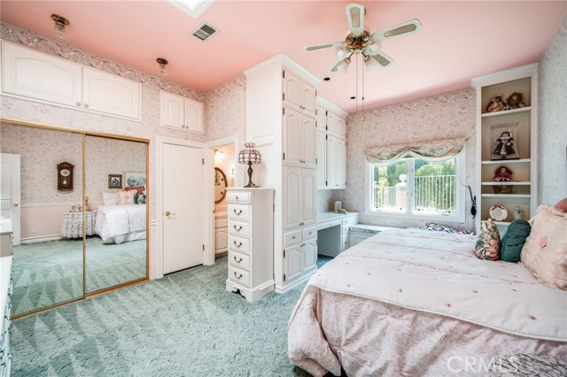 Detail Gallery Image 11 of 23 For 25731 Dillon Rd, Laguna Hills,  CA 92653 - 5 Beds | 4/1 Baths