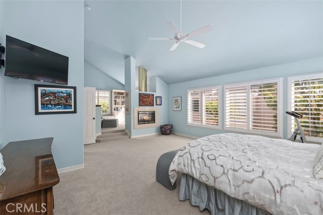 6260 Napoli Court, Long Beach CA: https://media.crmls.org/medias/3ecbd251-bb7c-42e1-ab26-cedcb600b067.jpg