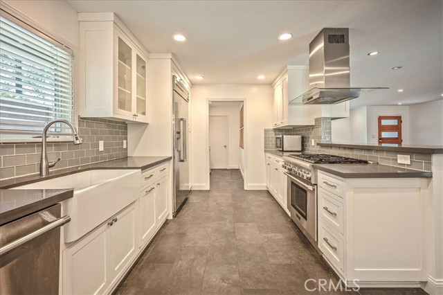 Detail Gallery Image 13 of 37 For 385 E Mendocino St, Altadena,  CA 91001 - 4 Beds | 2/1 Baths