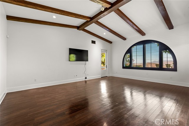 25551 Prado De Las Flores, Calabasas CA: https://media.crmls.org/medias/3eccc963-cd86-47ec-9587-94c18ca0b33f.jpg