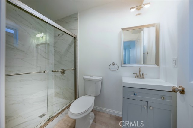 Detail Gallery Image 18 of 42 For 6919 S Menlo, Los Angeles,  CA 90044 - 4 Beds | 4/1 Baths