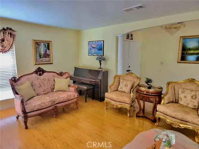 Detail Gallery Image 4 of 33 For 717 Pamela Kay Ln, Whittier,  CA 90601 - 3 Beds | 2 Baths