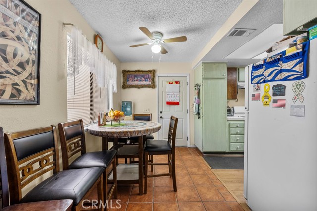 Detail Gallery Image 8 of 23 For 45109 18th St, Lancaster,  CA 93534 - 3 Beds | 2 Baths