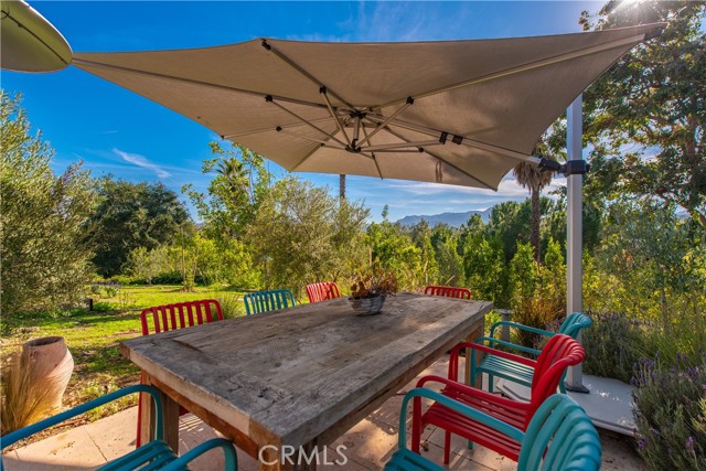 976 Ranch House, Westlake Village CA: https://media.crmls.org/medias/3ece6ad6-6bd8-47cd-8ccc-6c9078eb9160.jpg