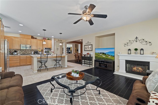 Detail Gallery Image 14 of 30 For 13512 Aspen Leaf Lane, Corona,  CA 92880 - 3 Beds | 2/1 Baths