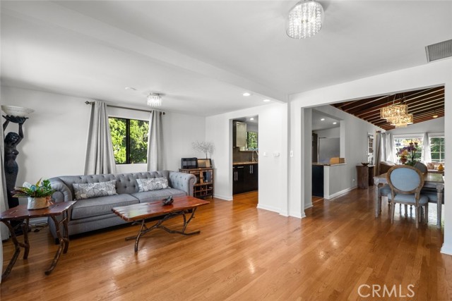 2920 Fairmount Avenue, La Crescenta CA: https://media.crmls.org/medias/3ecf1a2e-c606-488e-abad-2e185dffba6e.jpg